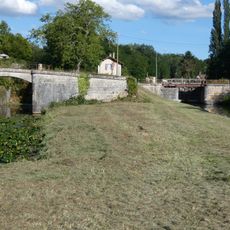 Ancienne écluse quadruple de Moulin-Brûlé