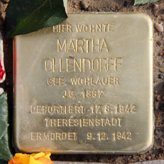 Stolperstein en memoria de Martha Ollendorf