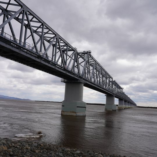 Tongjiang-Nizhneleninskoye railway bridge
