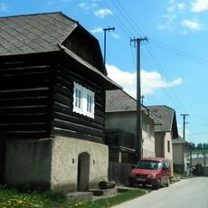 Roľnícka usadlosť, dom ľudový