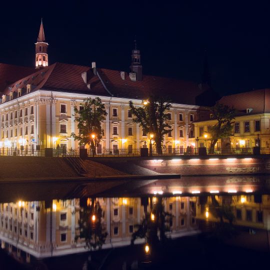 D. klasztor Premonstrantów ob. Wydział Filologii Uniwersytetu Wrocławskiego