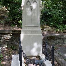 Grave of Villette
