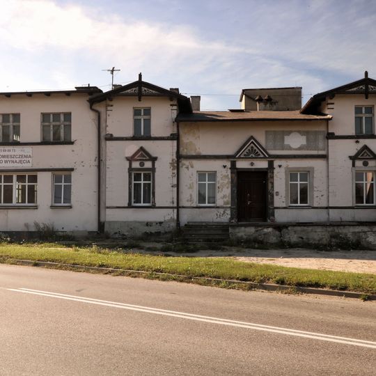 Zajazd, tzw. Schützwewhaus, ob. dom mieszkalny , XIX/XX