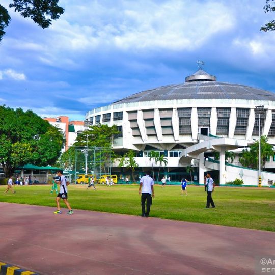 La Salle Green Hills