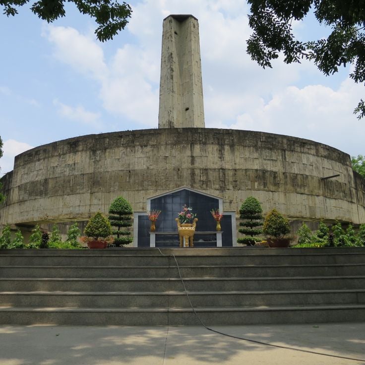 Bien Hoa Military Cemetery