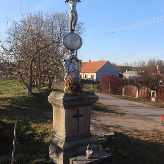Kříž u domu 232 v Nových Syrovicích