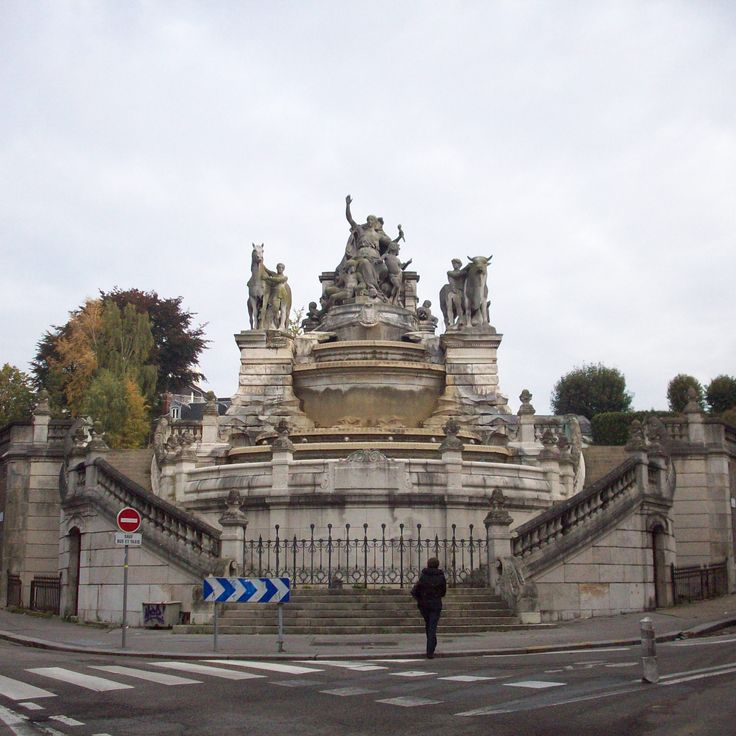 Fontaine-réservoir Sainte-Marie