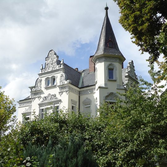 Villa, sogenannte Mayer-Villa