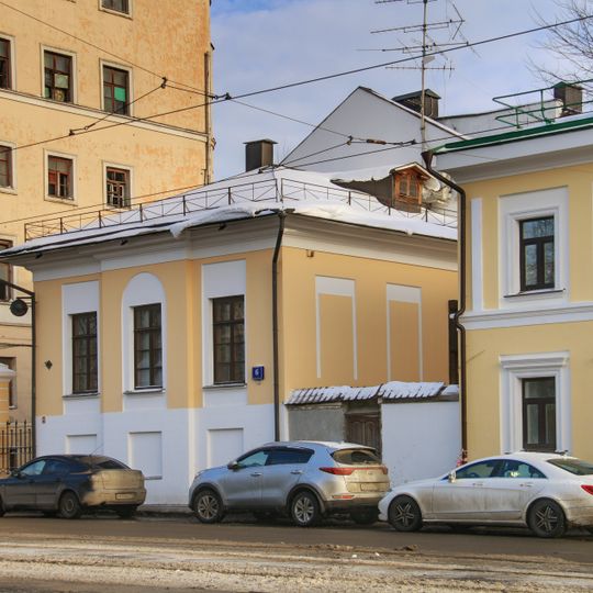 Южный флигель