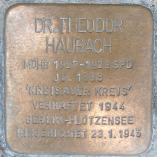 Stolperstein en memoria de Theodor Haubach