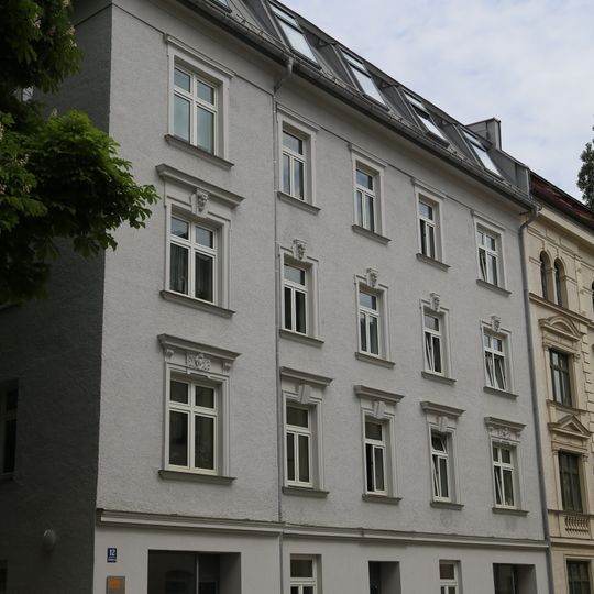 Mietshaus