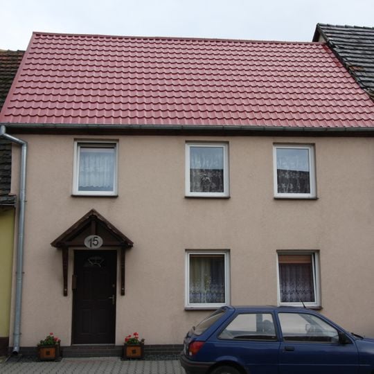 15 Świerczewskiego Street in Brójce