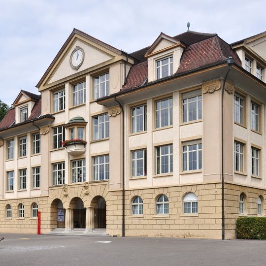 Hasenbühl primary school