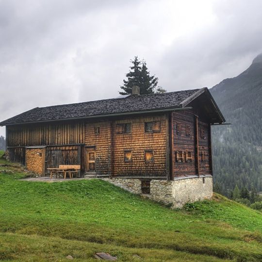 Almanlage, Almgebäude Vorsäß