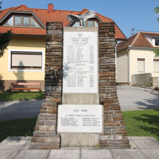 Kleinpetersdorf War Memorial