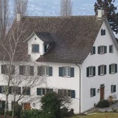Landhaus Horn mit Brunnen und Nebenbauten (Trottengebäude, Scheune)