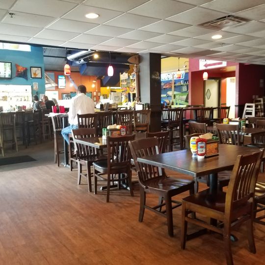Hurricane Dockside Grill