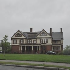 Ames Hill/Crescent Hill District