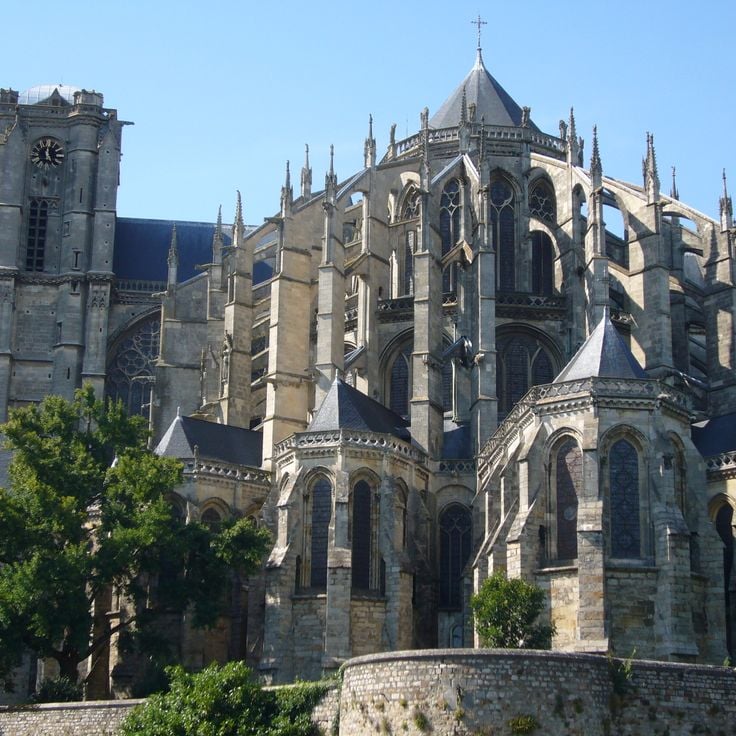Saint-Julien Cathedral
