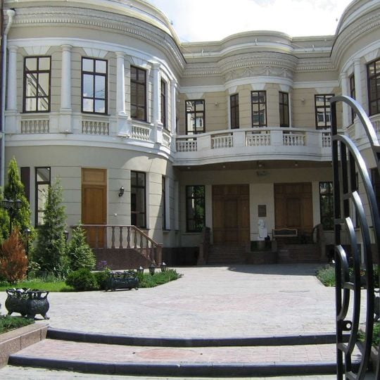 Paul Cramer's mansion