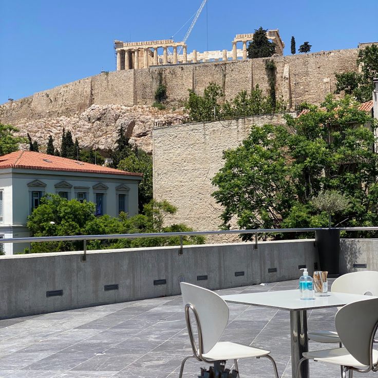 Acropolis Museum Cafe and Restaurant