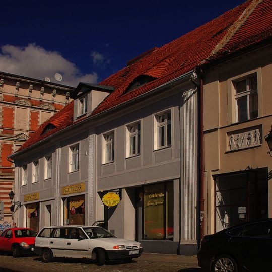 15 Leszczyńskich Street in Leszno