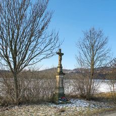 Kříž v Chromči na okraji obce