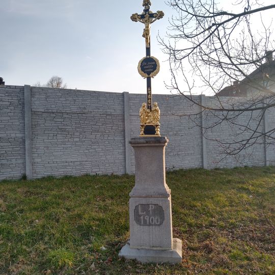 Kříž u silnice na Doudleby