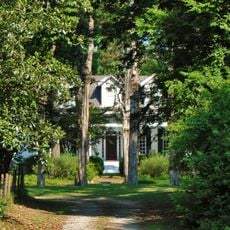 Seclusaval and Windsor Spring