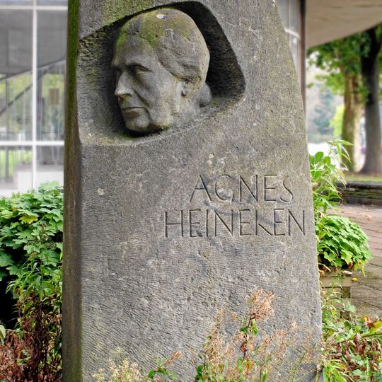 Agnes-Heineken-Denkmal