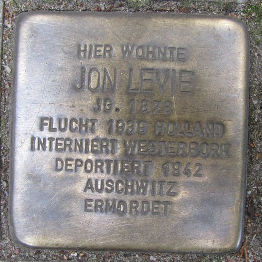 Stolperstein en memoria de Jon Levie