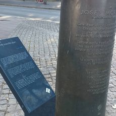 Work of art, sculpture