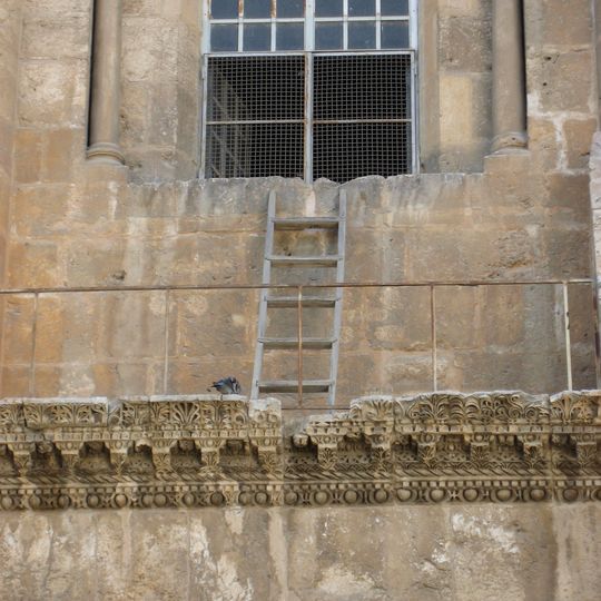 Immovable Ladder