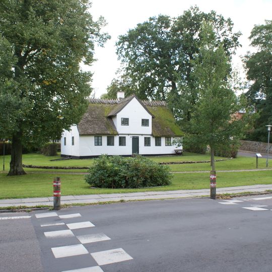 Melchior's Downer House