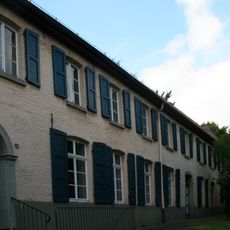 Klosterstraße 12, 12a, 12b