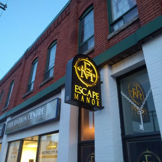Escape Manor