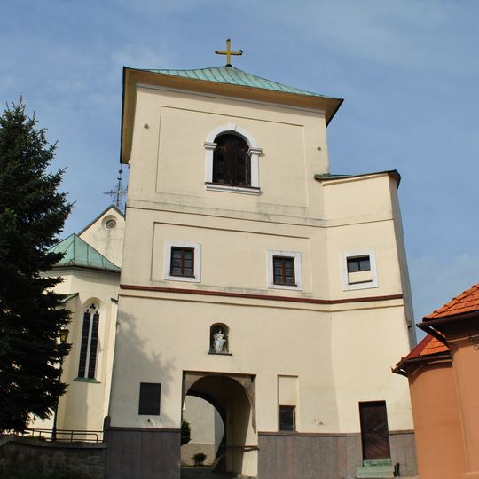 Kostol Narodenia Panny Márie, múr hradbový s baštou