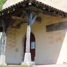 Peinture de la façade principale de l'église Saint-Martin de Buellas