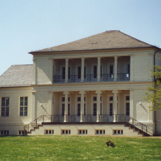 Gesellschafthaus im Kloster-Berge-Garten