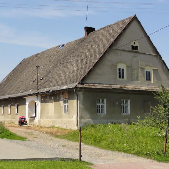 53 Centralna Street in Międzyrzecze Górne