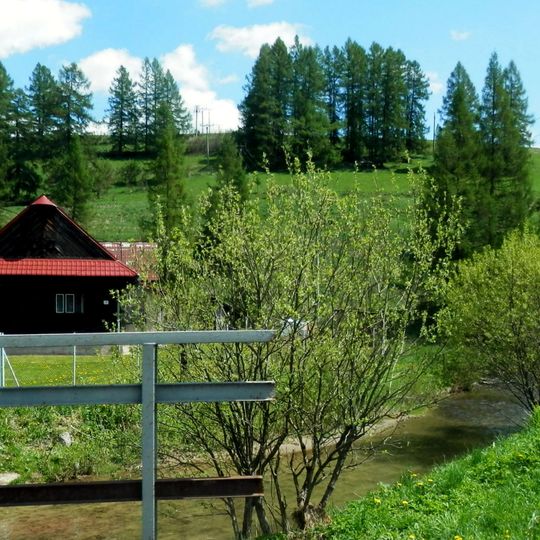 Roľnícka usadlosť, dom ľudový