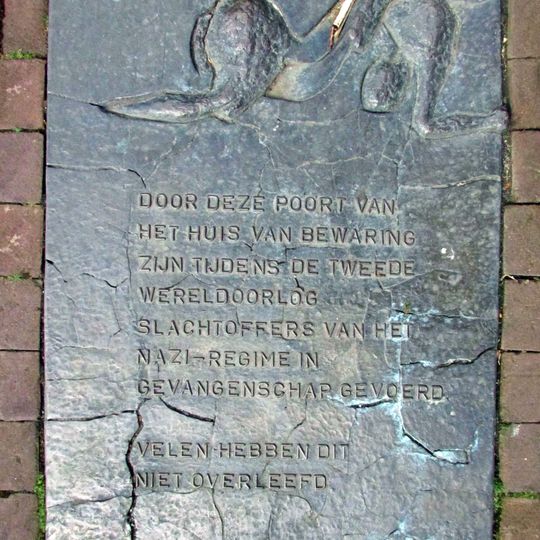 Plaquette bij het voormalige Huis van Bewaring