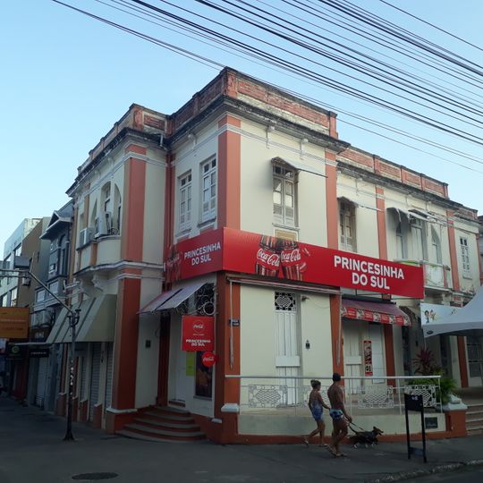 Imóvel à Rua 28 de Junho, Nº 126