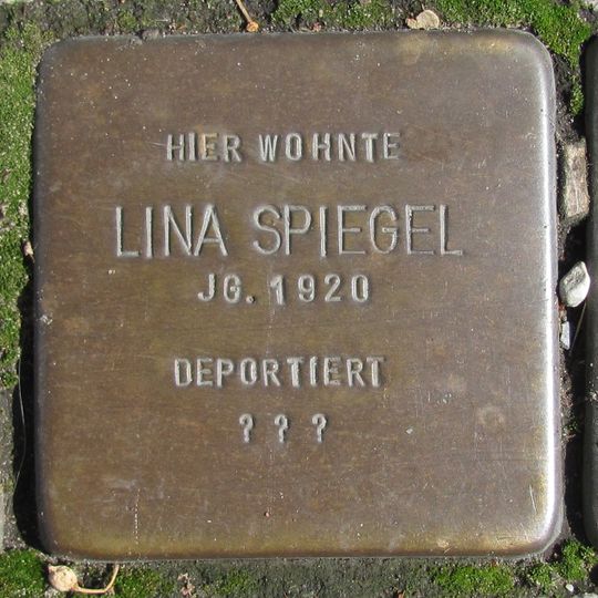 Stolperstein en memoria de Emma Spiegel