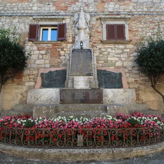 War memorial in Monte Castello di Vibio