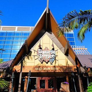 Tangaroa Terrace Tropical Bar & Grill