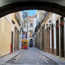 Teles’ House and Arch