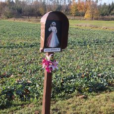 Svatý obrázek u silnice západně od Valče