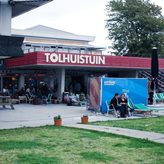 Tolhuistuin