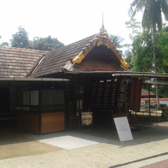 പൂവണി ശിവക്ഷേത്രം
